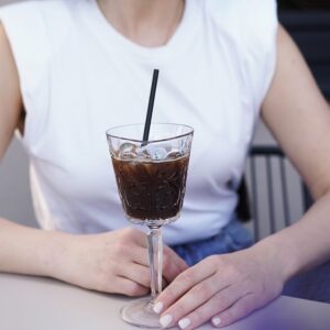 Slasten francoski rogljiček in espresso